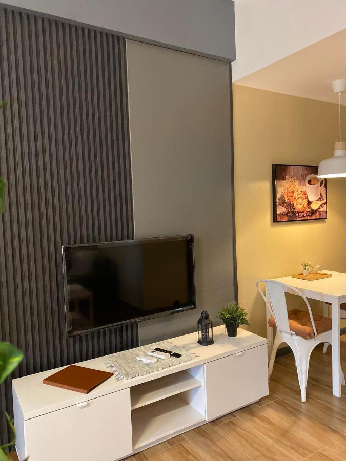 81 Newport C5 10I Balcony & Pool Across Naia T3 Aparthotel Pasay Buitenkant foto
